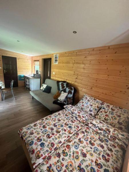 Lesny Zakatek Bed & Breakfast Smardzewice Luaran gambar
