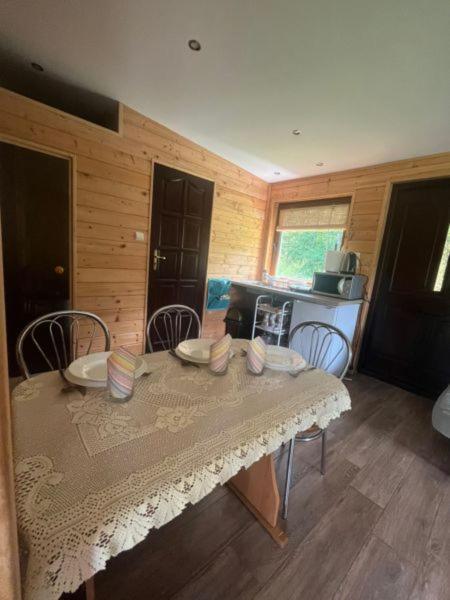Lesny Zakatek Bed & Breakfast Smardzewice Luaran gambar