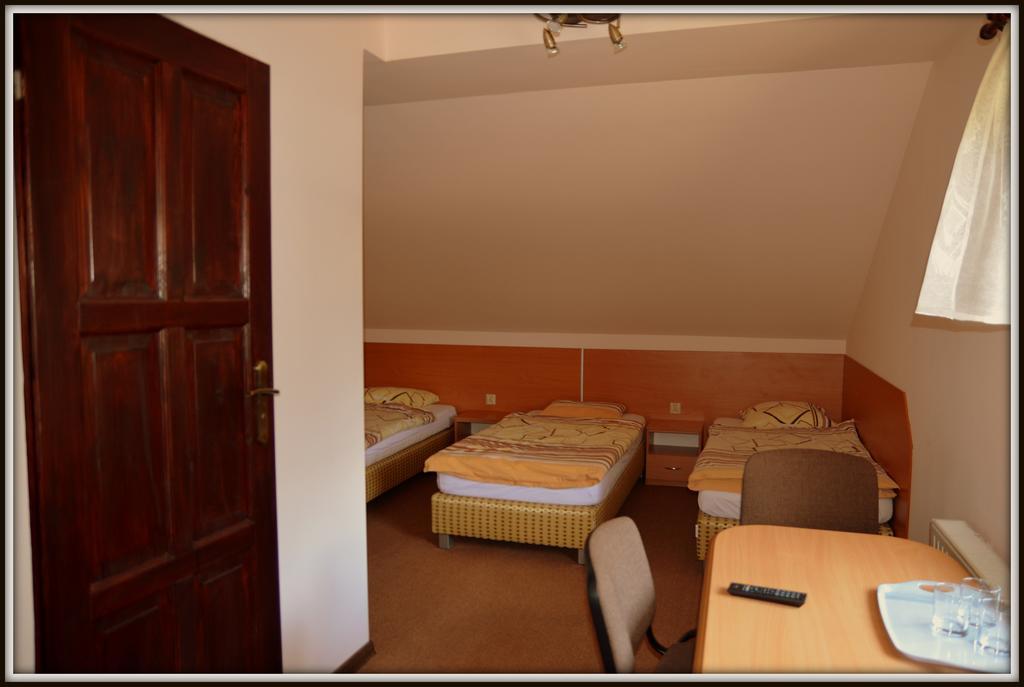 Lesny Zakatek Bed & Breakfast Smardzewice Luaran gambar