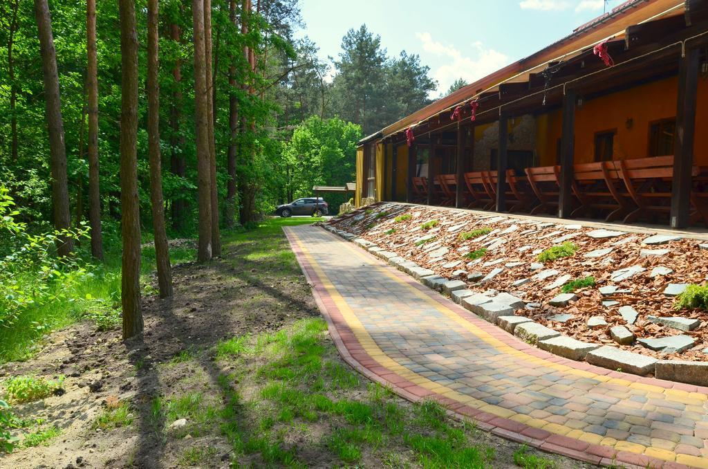 Lesny Zakatek Bed & Breakfast Smardzewice Luaran gambar
