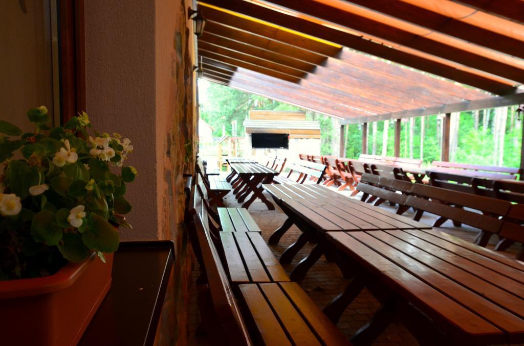 Lesny Zakatek Bed & Breakfast Smardzewice Luaran gambar