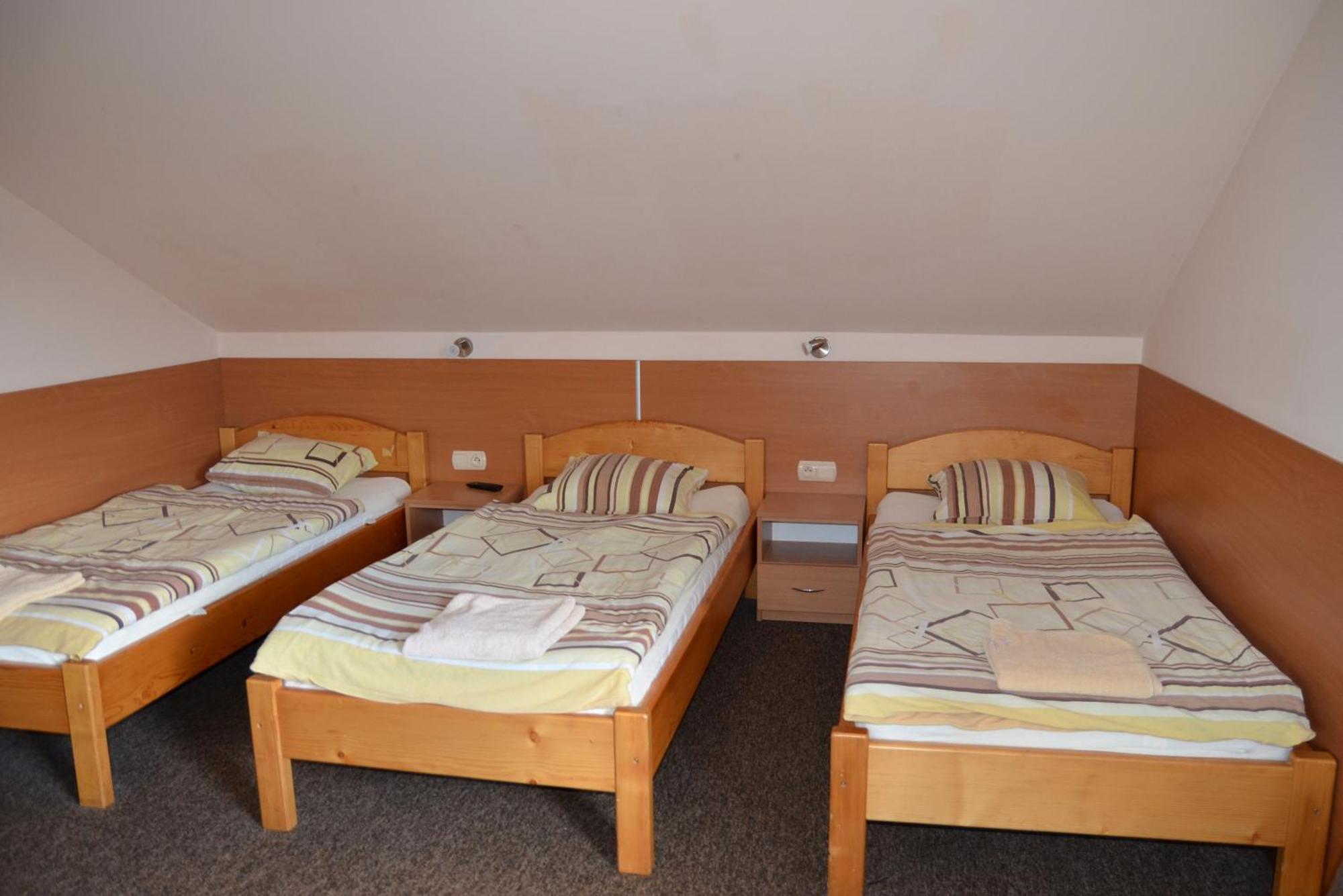 Lesny Zakatek Bed & Breakfast Smardzewice Luaran gambar